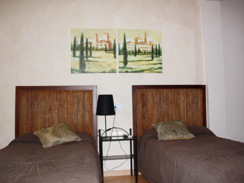 Hostal Rte. Elena Fuentes de Ebro Rum bild