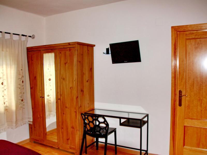 Hostal Rte. Elena Fuentes de Ebro Rum bild